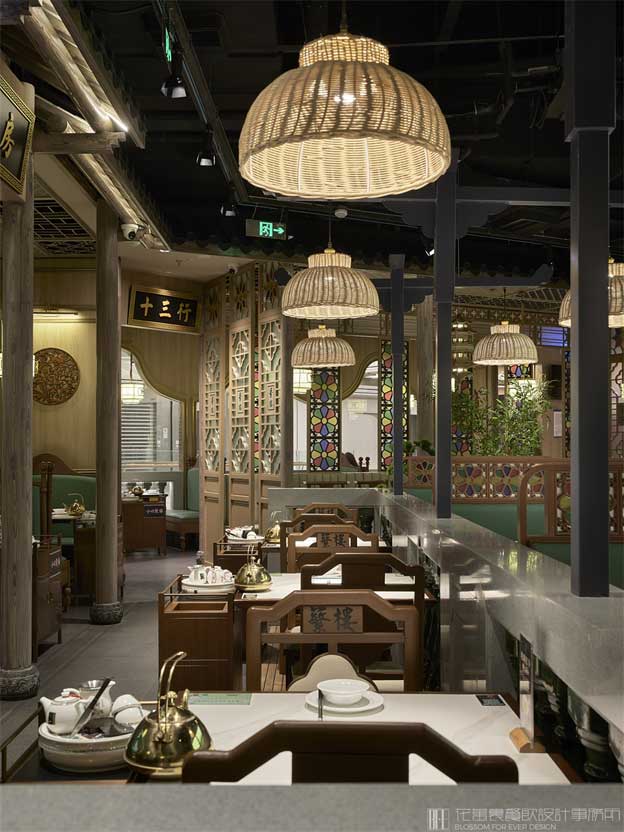 如何让餐饮店面设计适配品牌定位（从快餐到正餐的风格差异化设计逻辑）
